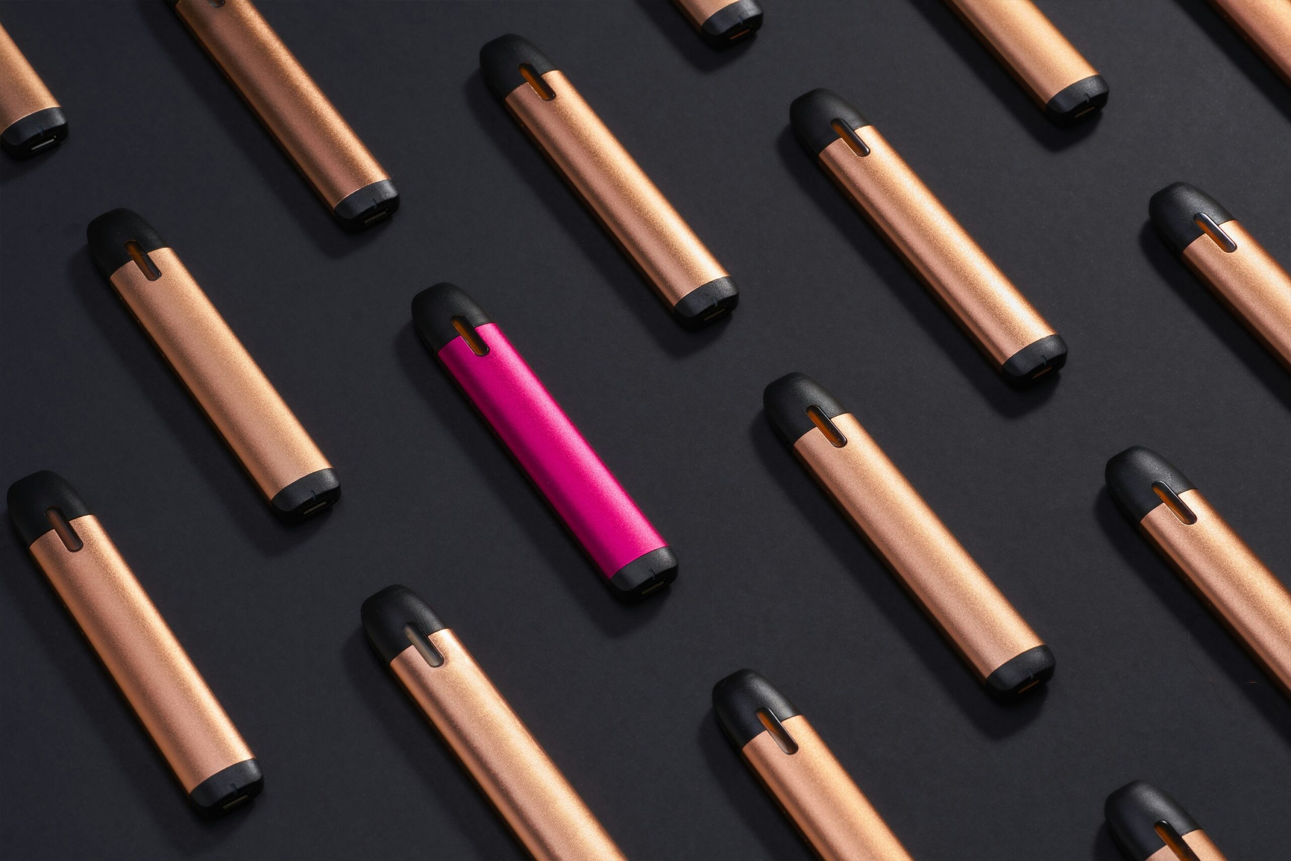 Rechargeable Vs Traditional Disposable Vapes